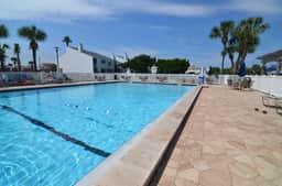 Anchors Away 3 Bedroom Water view, Private Beach, Pool