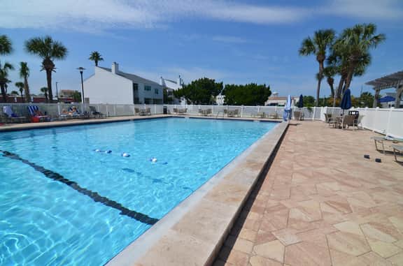 Anchors Away 3 Bedroom Water view, Private Beach, Pool