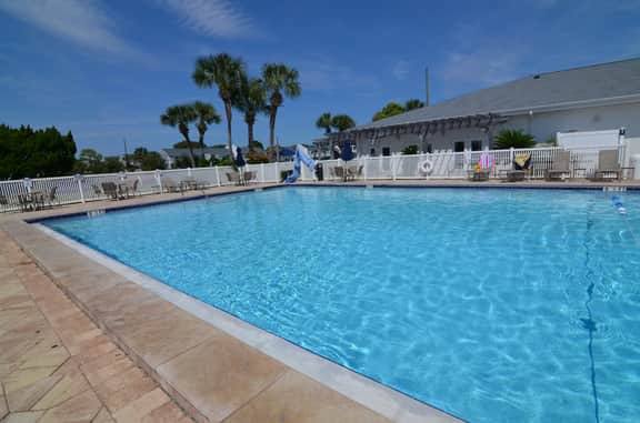 Anchors Away 3 Bedroom Water view, Private Beach, Pool
